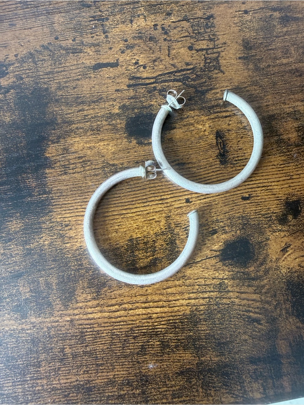 Sheila Fajl Hoops | Silverish